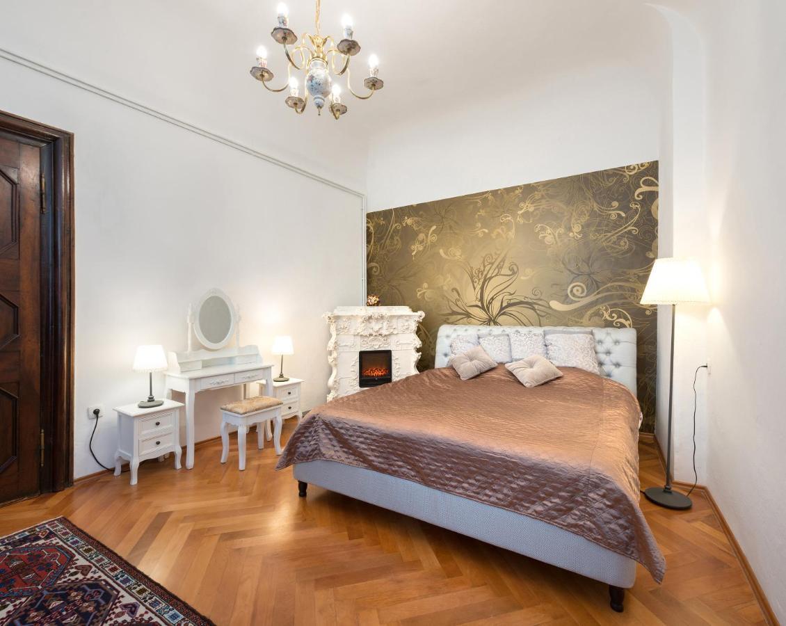 Codelli Deluxe Fresco City Centre App With Balcony Любляна Экстерьер фото