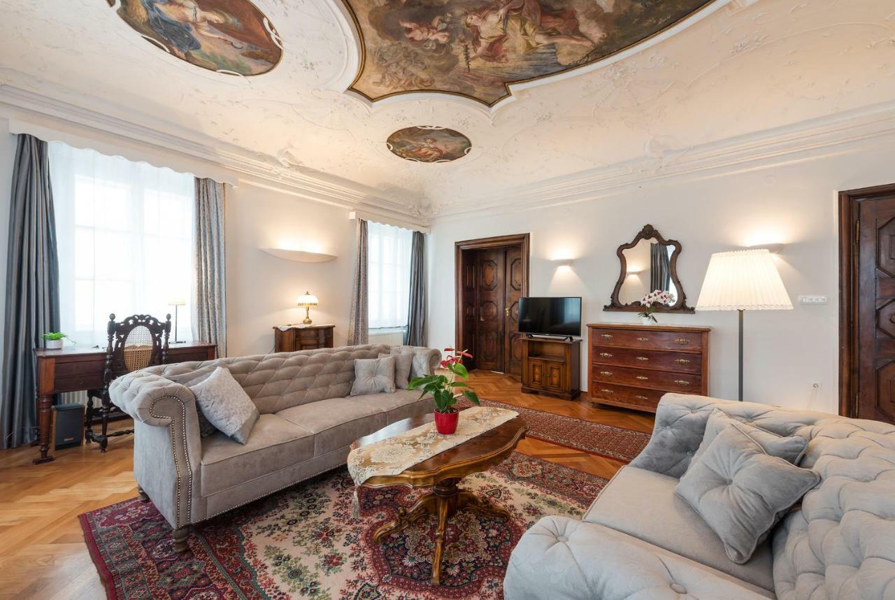 Codelli Deluxe Fresco City Centre App With Balcony Любляна Экстерьер фото